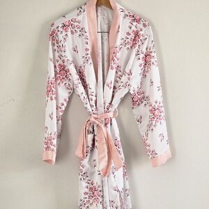 Floral Pink Women's Robe